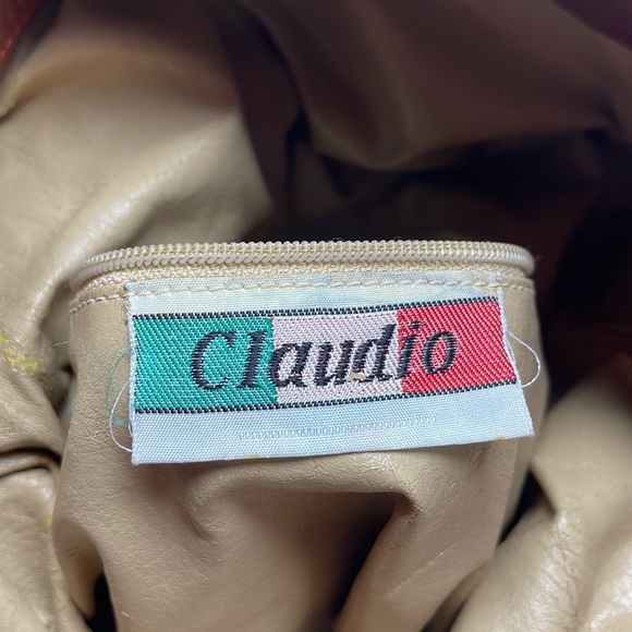 Vintage Claudio Leather Drawstring Flap Crossbody🖤 - Picture 14 of 15